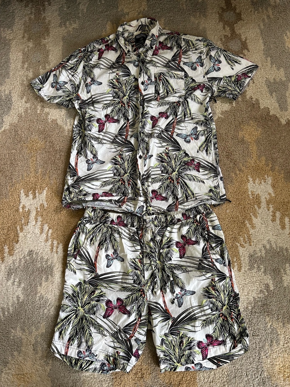 Massive Men’s Casual Shirt and Shorts Set Tropical Matching Set Sz L NWOT!